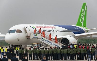 c919客机多少人